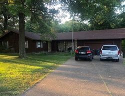Short-sale Listing in HOGUE RD EVANSVILLE, IN 47712