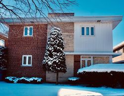 Short-sale in  N RIDGE BLVD APT C Chicago, IL 60645