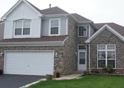 Short-sale Listing in AUGUSTA DR STREAMWOOD, IL 60107