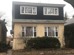 Short-sale in  S PERRY AVE Chicago, IL 60620