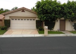 Short-sale in  VIA MELODIA La Quinta, CA 92253