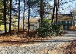 Short-sale Listing in OLD STAFFORD RD TOLLAND, CT 06084