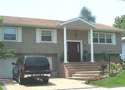 Short-sale in  BEACH DR Merrick, NY 11566