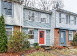 Short-sale in  GRANDVIEW CT Springfield, VA 22153