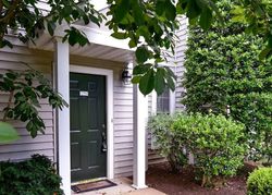 Short-sale in  FAIR BRIAR LN Fairfax, VA 22033