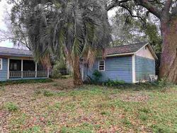 Short-sale Listing in LONGVIEW DR TALLAHASSEE, FL 32303