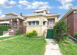 Short-sale in  N 78TH CT Elmwood Park, IL 60707