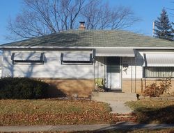 Short-sale in  W LYNNDALE AVE Milwaukee, WI 53220