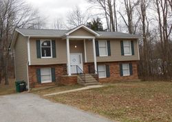 Short-sale in  SHELTON DR Pomfret, MD 20675