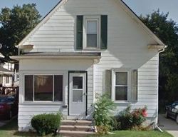 Short-sale in  HANSEN AVE Racine, WI 53405