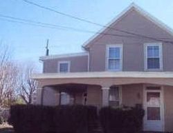 Short-sale Listing in S 3RD ST CHAMBERSBURG, PA 17201