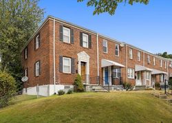 Short-sale in  PIN OAK RD Parkville, MD 21234