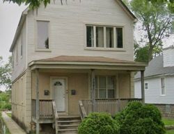 Short-sale Listing in S WOODLAWN AVE CHICAGO, IL 60619