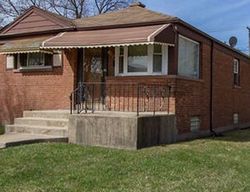 Short-sale in  S HOXIE AVE Chicago, IL 60617