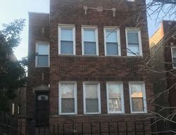 Short-sale Listing in N MEADE AVE CHICAGO, IL 60639