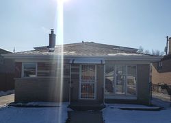 Short-sale Listing in W 77TH PL CHICAGO, IL 60652