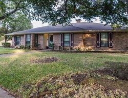 Short-sale in  WILLIAM CIR Ennis, TX 75119