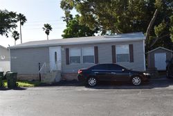 Short-sale Listing in NE 12TH AVE LOT 37 HOMESTEAD, FL 33030