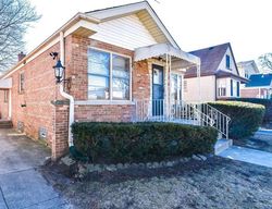 Short-sale in  TRIPP AVE Skokie, IL 60076