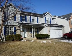 Short-sale Listing in S HANKES RD AURORA, IL 60506