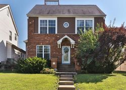 Short-sale Listing in SAINT VINCENT AVE SAINT LOUIS, MO 63104