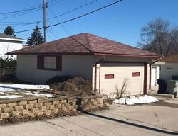 Short-sale in  S 60TH ST Milwaukee, WI 53219