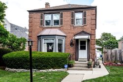 Short-sale in  N 79TH AVE Elmwood Park, IL 60707