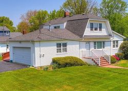 Short-sale in  SENECA PL Oceanport, NJ 07757