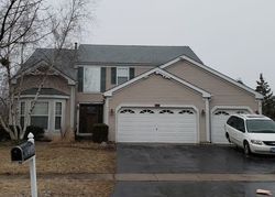 Short-sale Listing in HONEYSUCKLE LN AURORA, IL 60506