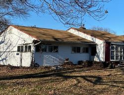 Short-sale Listing in FARMBROOK DR LEVITTOWN, PA 19055