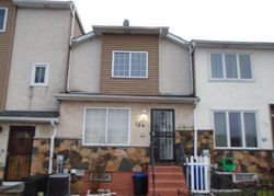 Short-sale in  SKYLINE DR Staten Island, NY 10304