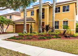 Sunflower Cir, Fort Lauderdale FL