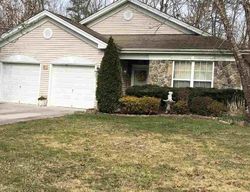 Short-sale in  COUNTRY CLUB DR Egg Harbor City, NJ 08215