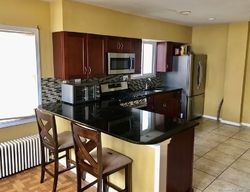 Short-sale in  CLIFTON ST West Haven, CT 06516