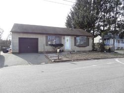 Sheriff-sale Listing in TERRACE AVE WEST BABYLON, NY 11704
