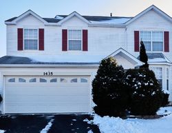 Short-sale in  WOODLAND DR South Elgin, IL 60177