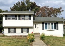 Short-sale in  JERSEY AVE Cliffwood, NJ 07721