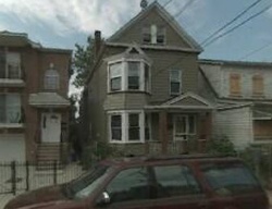 Short-sale Listing in VOORHEES ST NEWARK, NJ 07108