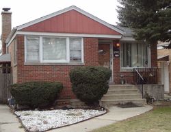 Short-sale in  SPRUCE ST River Grove, IL 60171