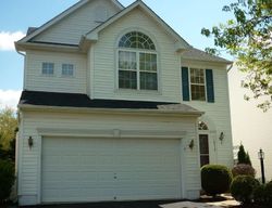 Short-sale in  LINKS POND CIR Gainesville, VA 20155