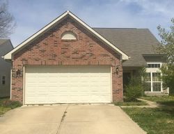 Short-sale Listing in VANADELL LN INDIANAPOLIS, IN 46217