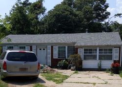 Sheriff-sale Listing in N THOMPSON DR BAY SHORE, NY 11706