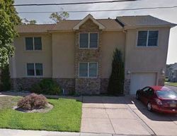 Short-sale in  HALL PL Keyport, NJ 07735