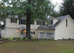 Short-sale in  SLEEPING GIANT DR Hamden, CT 06518