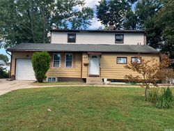 Sheriff-sale Listing in PERRY ST BRENTWOOD, NY 11717