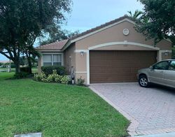 Short-sale in  BIG TORCH ST West Palm Beach, FL 33407