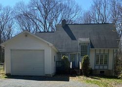 Short-sale Listing in SHINY MOUNTAIN RD GREENTOWN, PA 18426