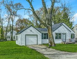 Short-sale in  E WILLOW DR Round Lake, IL 60073