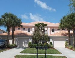 Short-sale in  CRESTVIEW WAY  Naples, FL 34119