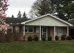 Short-sale in  ROTH CHURCH RD Spring Grove, PA 17362